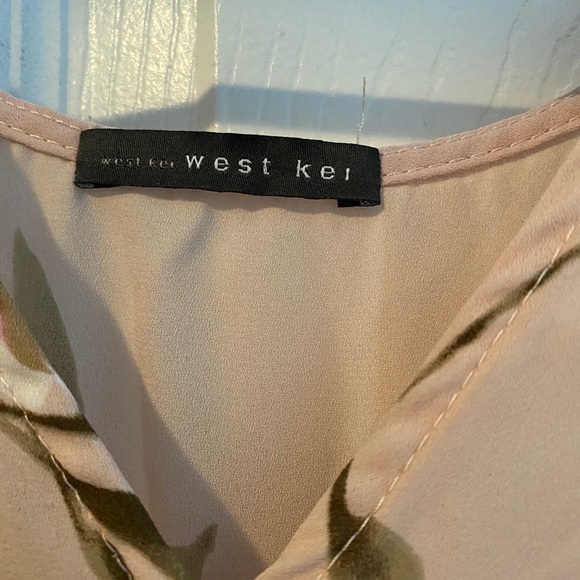 Floral shirt - Picture 2 of 2